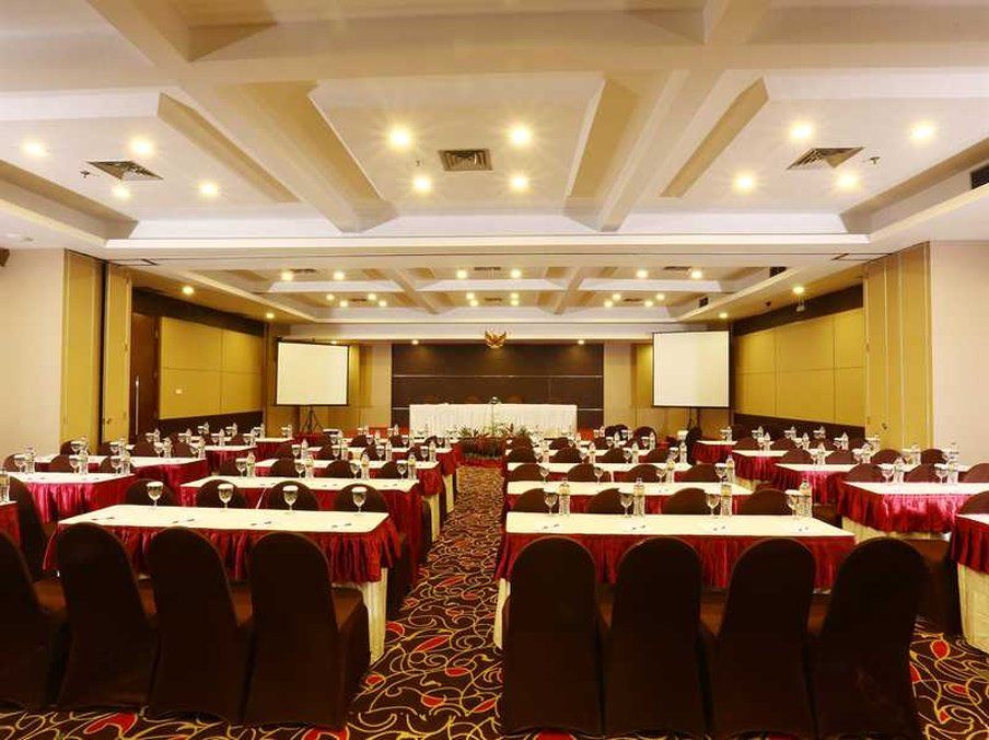 Grand Cakra Hotel Malang Exteriér fotografie