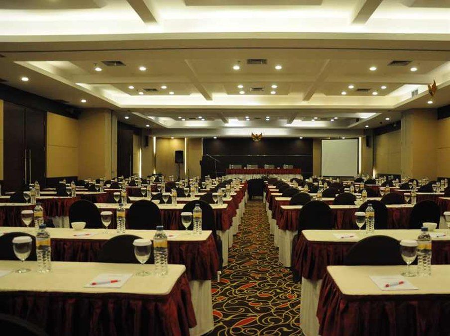 Grand Cakra Hotel Malang Exteriér fotografie
