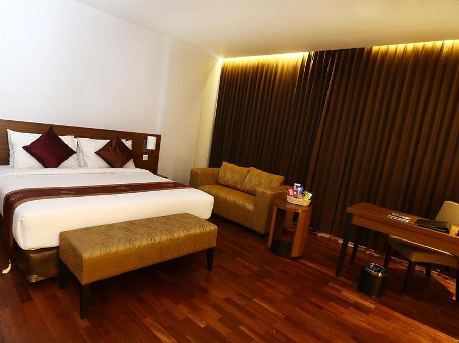 Grand Cakra Hotel Malang Exteriér fotografie