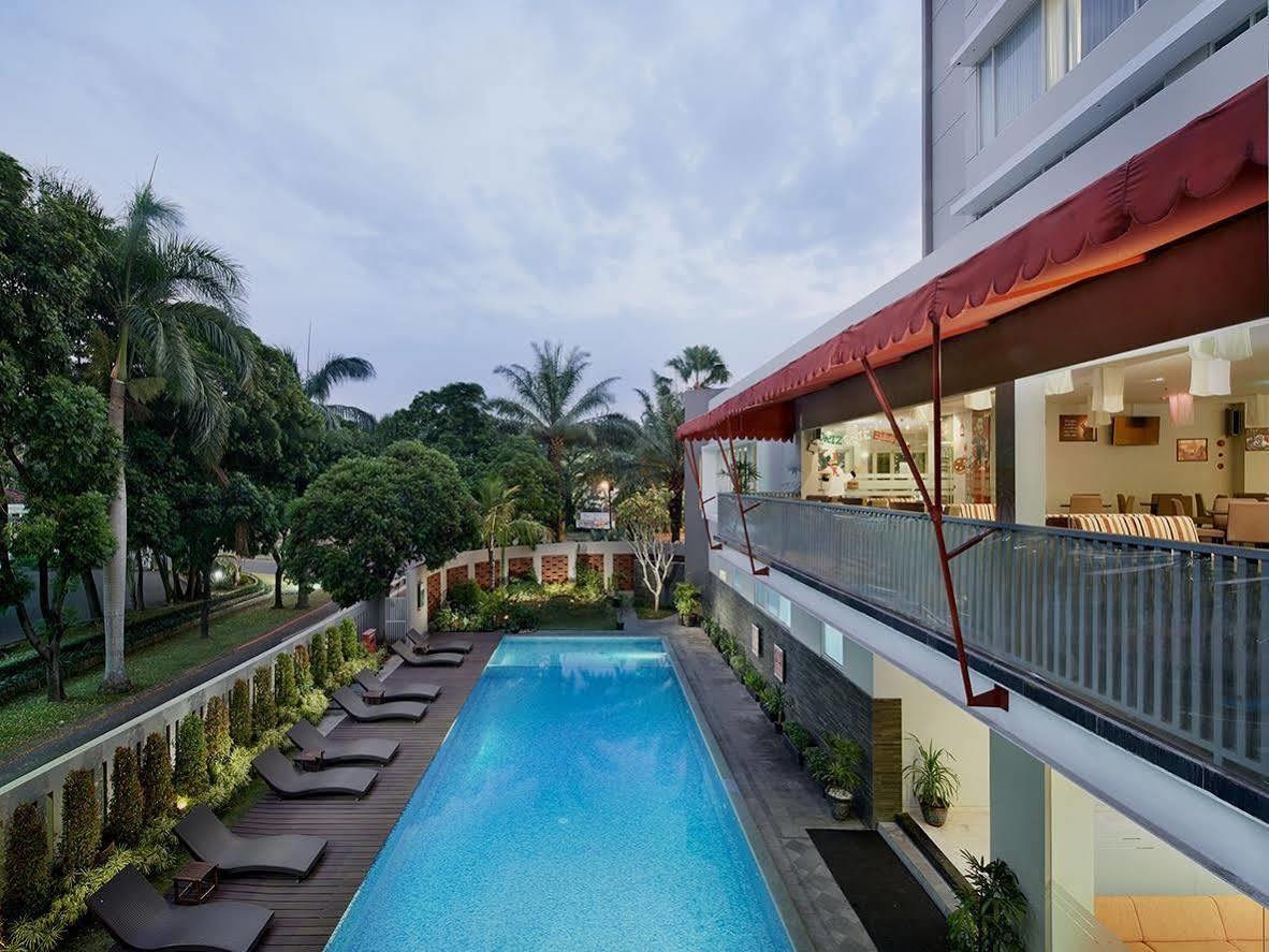 Grand Cakra Hotel Malang Exteriér fotografie